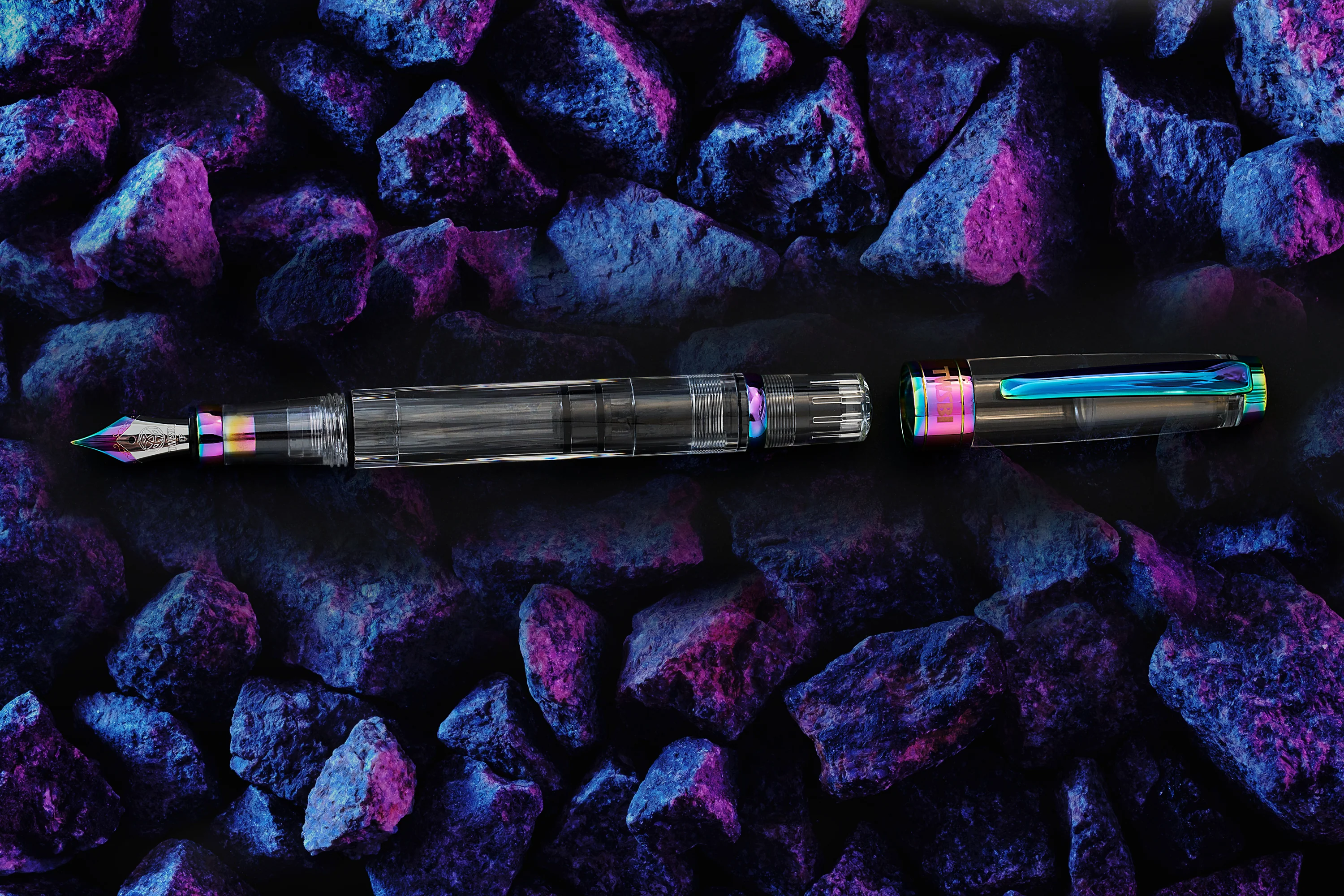 TWSBI Diamond 580 Iris Fountain Pen - Image 7